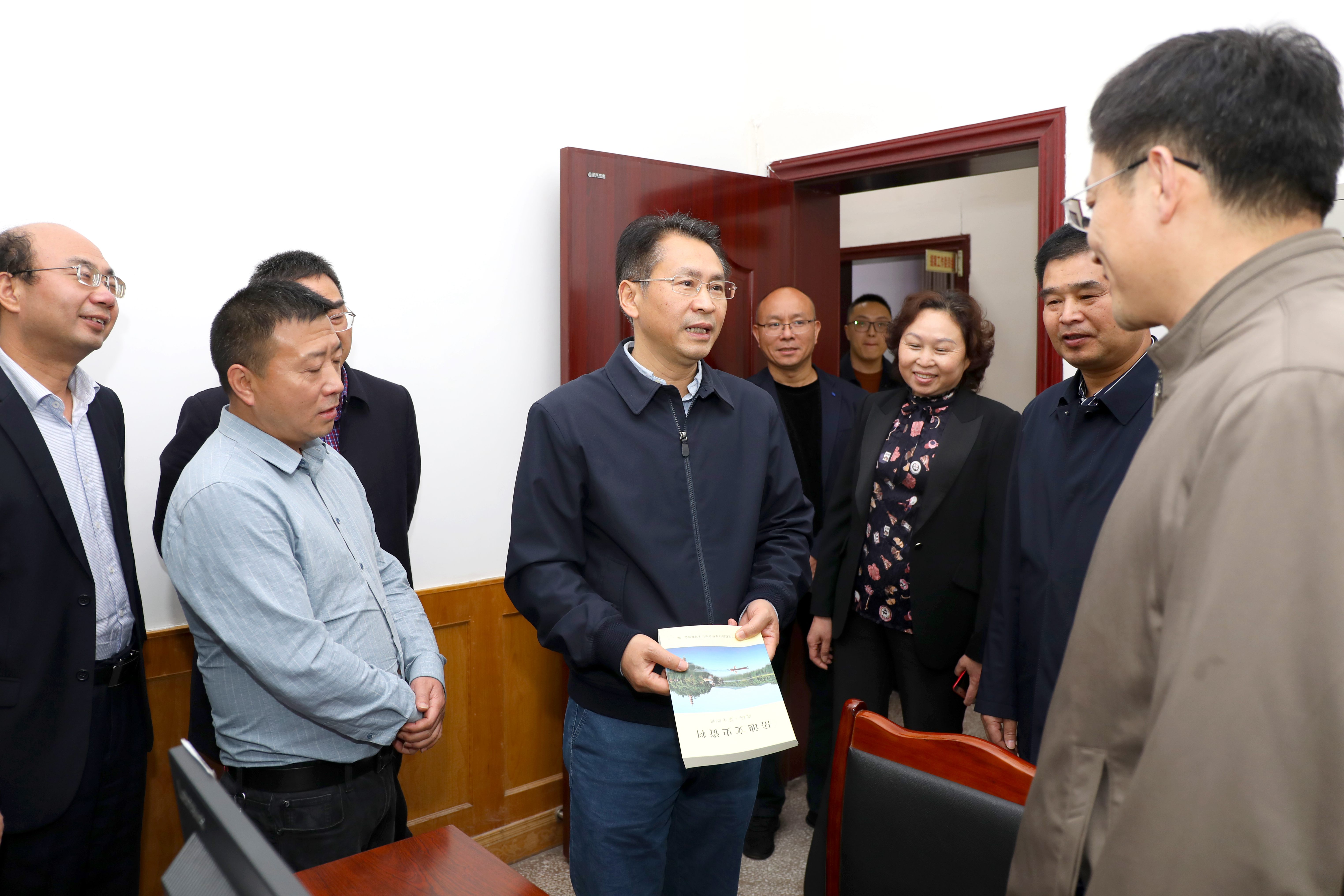 张力莅岳调研经济社会发展和重点项目建设情况-岳池县人民政府