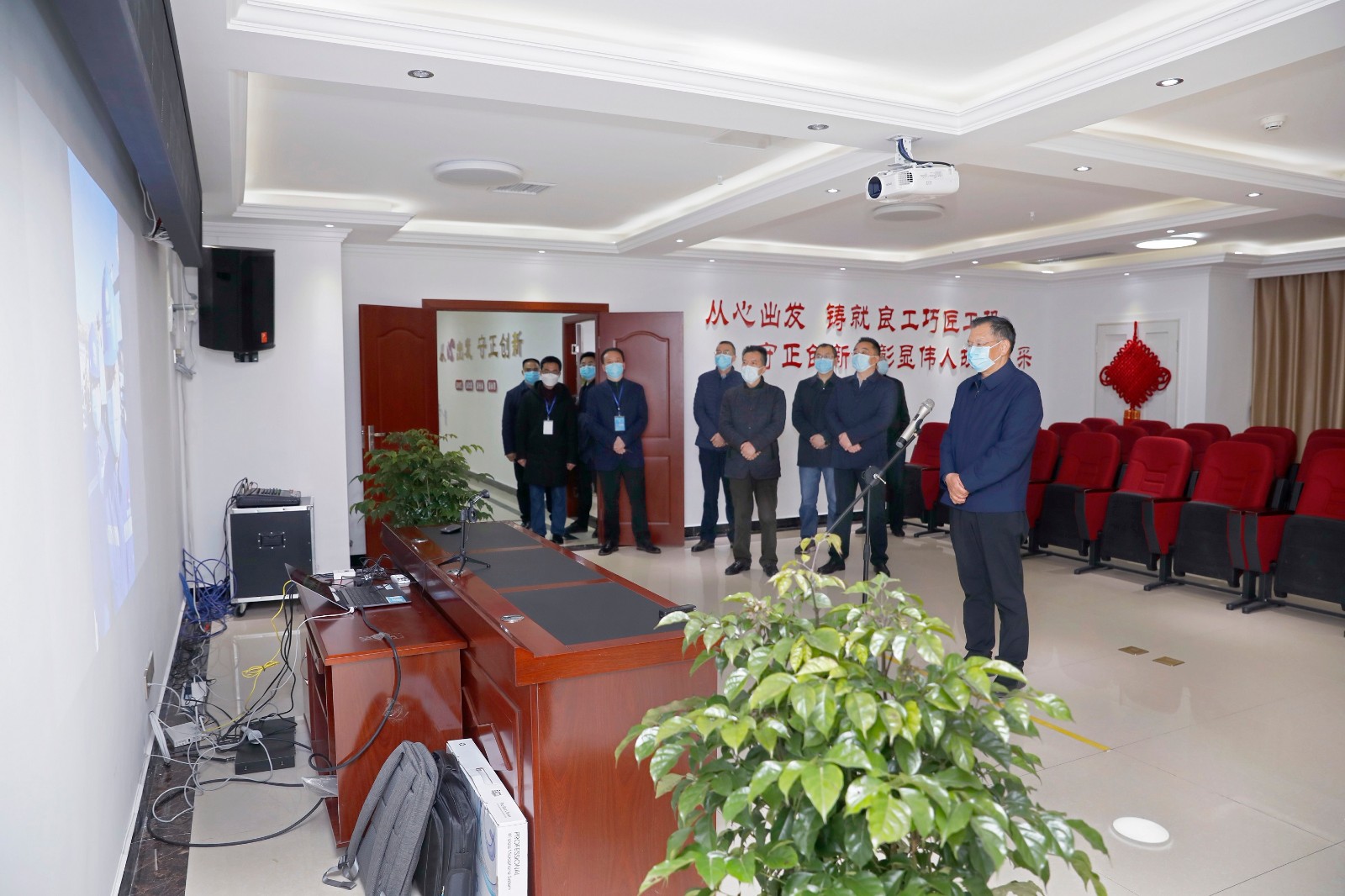视频连线.jpg